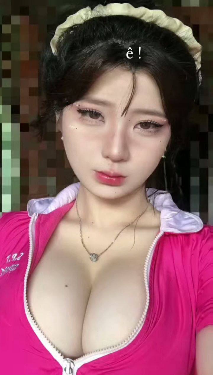 Cắm sừng với người bạn thuở nhỏ